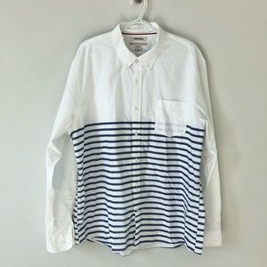 Good Threads Button Down Long Sleeve White Blue Stripped Shirt